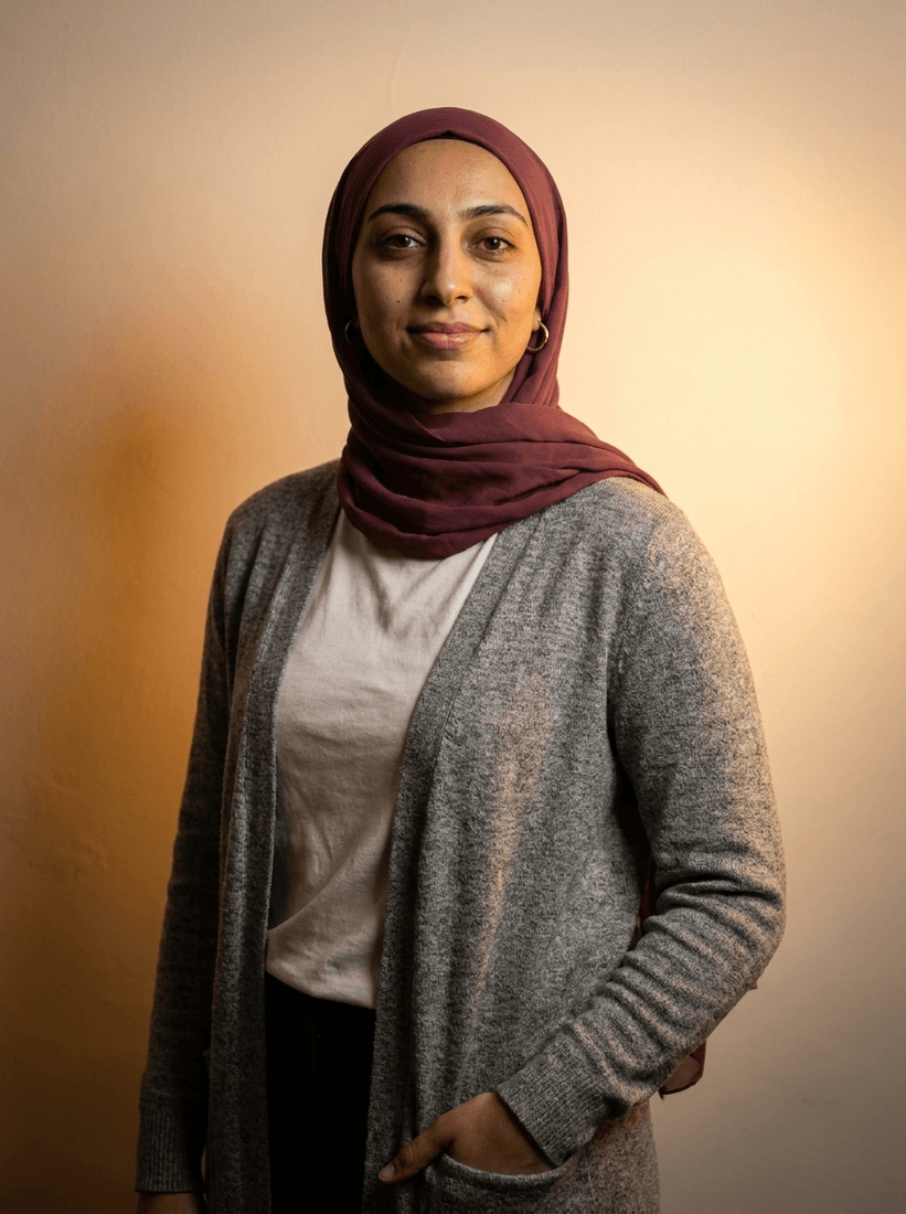 Aisha B. — Project Manager · UK